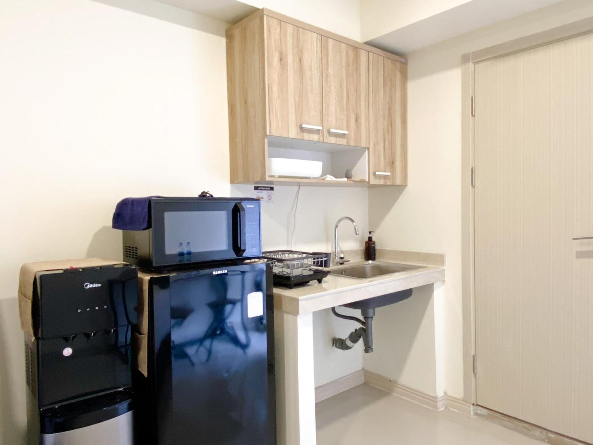 Best Choice And Tidy Studio Meikarta Apartment By Travelio Cikarang Buitenkant foto