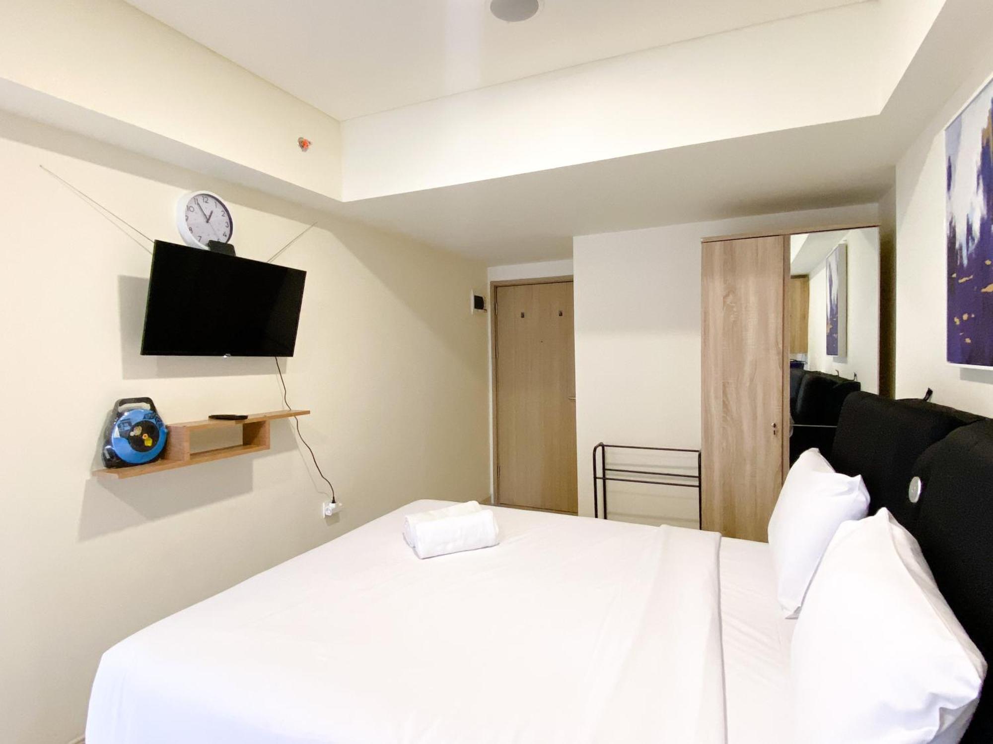 Best Choice And Tidy Studio Meikarta Apartment By Travelio Cikarang Buitenkant foto